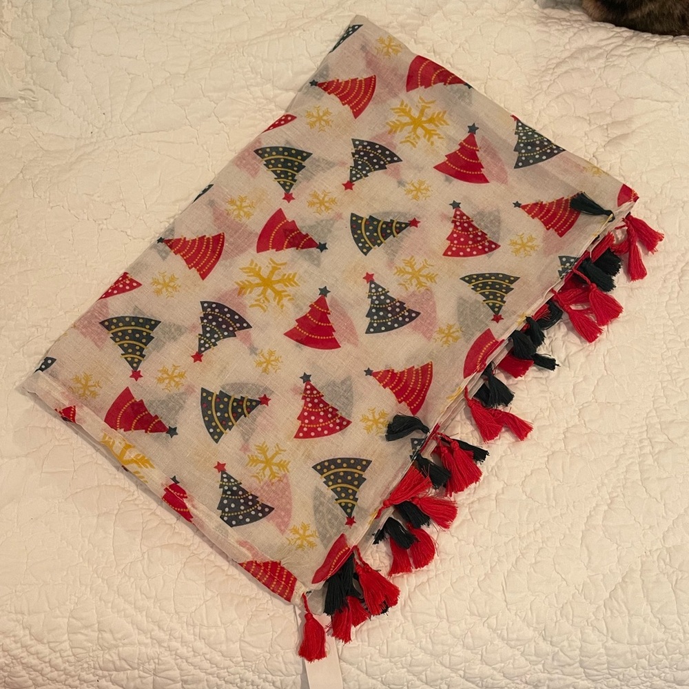 NWT Christmas Tree Tassel Infinity Scarf
